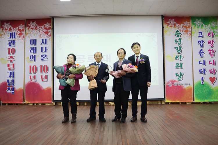 049f6ba519a0fc571417fabefbe4c21a_1576485